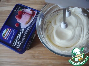 Печенье с сырным кремом и малиной