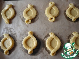 Печенье с сырным кремом и малиной