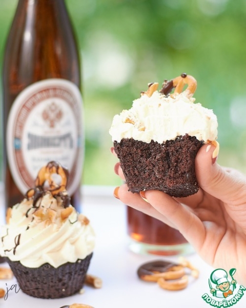 Пивные капкейки с брецелями Пивные капкейки с брецелями