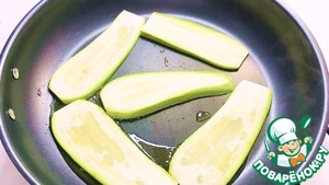 Рулетики из кабачков с сырной начинкой Рулетики из кабачков с сырной начинкой