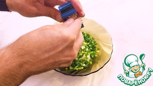 Рулетики из кабачков с сырной начинкой Рулетики из кабачков с сырной начинкой