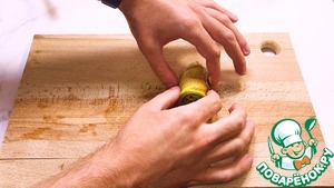 Рулетики из кабачков с сырной начинкой Рулетики из кабачков с сырной начинкой
