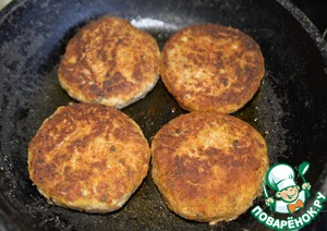 Рыбные биточки с картофелем и сыром Рыбные биточки с картофелем и сыром