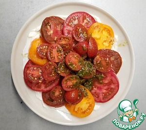 Салат из помидоров с творожным сыром Салат из помидоров с творожным сыром