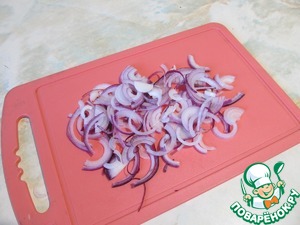 Салат из помидоров, сыра и апельсинов