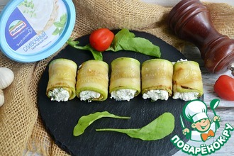 Салат из вишни с маринованным сыром