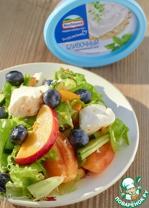 Салат с нектаринами, абрикосами и творожным сыром Салат с нектаринами, абрикосами и творожным сыром