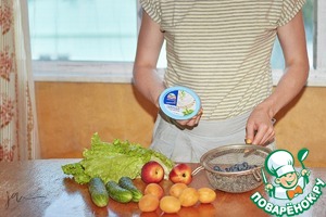 Салат с нектаринами, абрикосами и творожным сыром Салат с нектаринами, абрикосами и творожным сыром