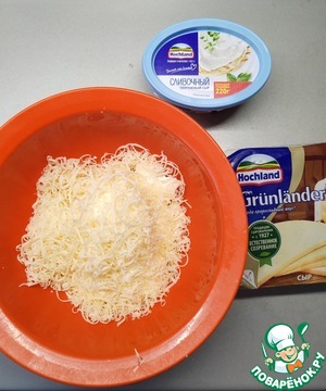 Салат с сырниками