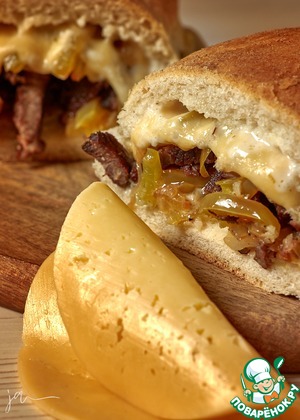 Сэндвич по мотивам Чизстейка Сэндвич по мотивам Чизстейка