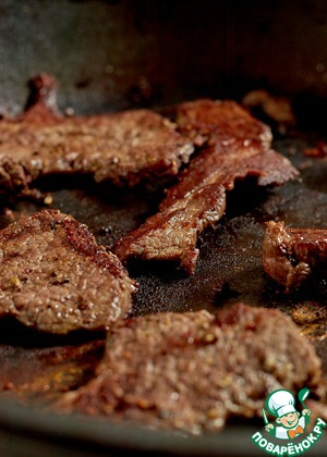 Сэндвич по мотивам Чизстейка Сэндвич по мотивам Чизстейка