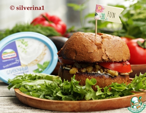 Сэндвич с баклажаном и сыром