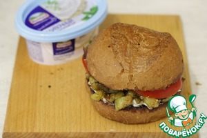 Сэндвич с баклажаном и сыром