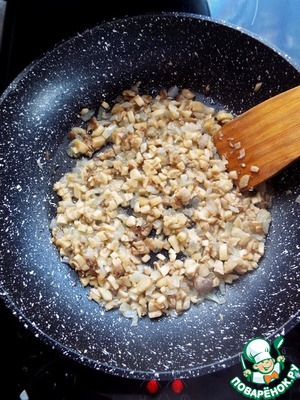 Шашлычки из фаршированных шампиньонов Шашлычки из фаршированных шампиньонов