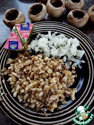 Шашлычки из фаршированных шампиньонов Шашлычки из фаршированных шампиньонов