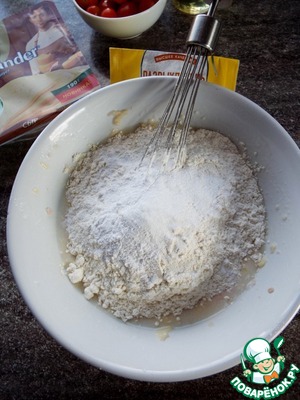 Сырные маффины с ветчиной и черри Сырные маффины с ветчиной и черри