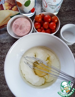 Сырные маффины с ветчиной и черри Сырные маффины с ветчиной и черри