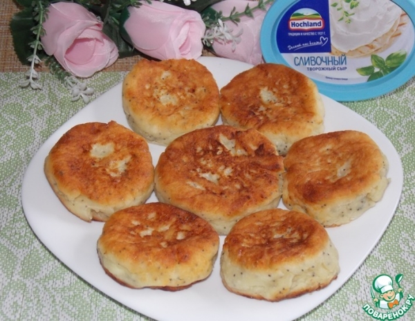 Творожники с маком и сыром Творожники с маком и сыром