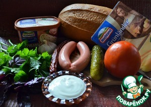 Запечённый фаршированный батон с сыром