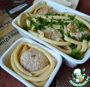 Запеканка макаронная с котлетами