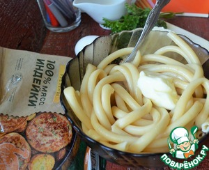 Запеканка макаронная с котлетами