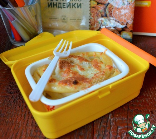 Запеканка макаронная с котлетами