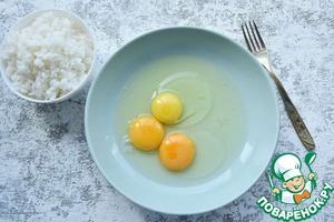 Жареный рис с сосисками по-китайски Жареный рис с сосисками по-китайски