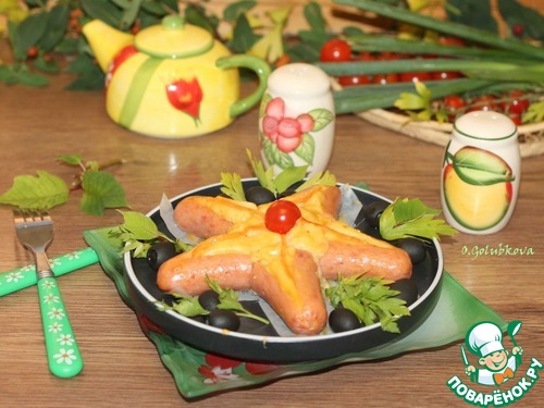 Звездочка из сосисок и картофельного пюре Звездочка из сосисок и картофельного пюре