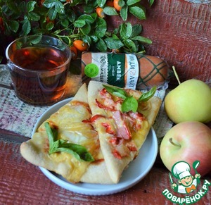 Мини пиццы с сервелатом и овощами Мини пиццы с сервелатом и овощами