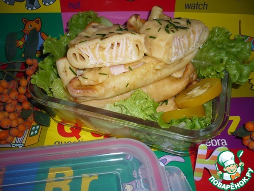 Блинные "лодочки" с ветчиной и сыром