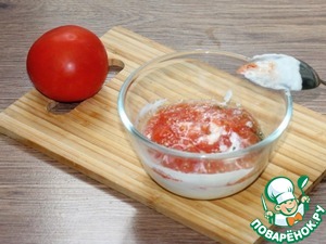 Блины с колбасой, сыром и кабачком