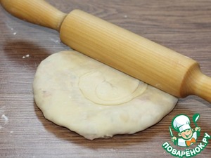 Дрожжевые лепешки на йогурте с начинкой Дрожжевые лепешки на йогурте с начинкой