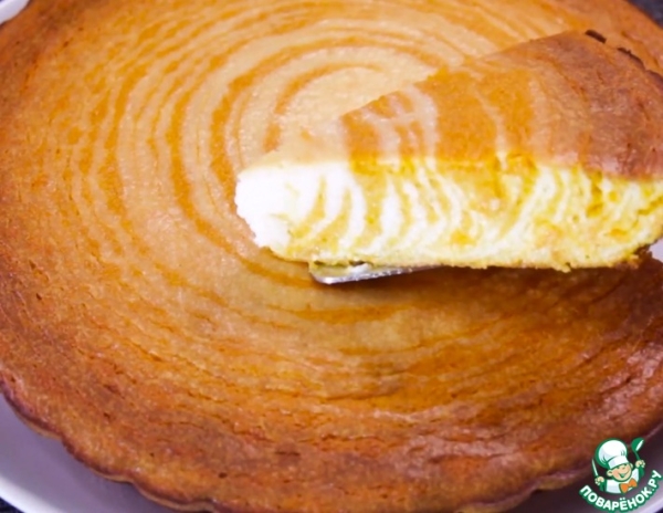 Пирог зебра с тыквой и творогом