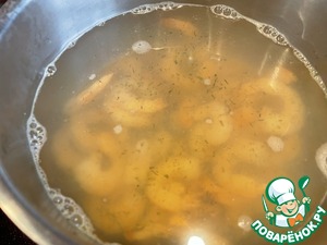 Слойки с брокколи и креветками