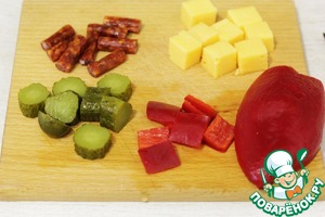 Канапе с сыром и колбасками Канапе с сыром и колбасками