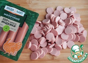 Капустная солянка с сосисками в мультиварке