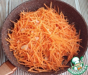 Капустная солянка с сосисками в мультиварке