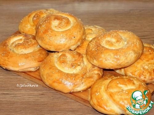 Дрожжевые лепешки на йогурте с начинкой Дрожжевые лепешки на йогурте с начинкой