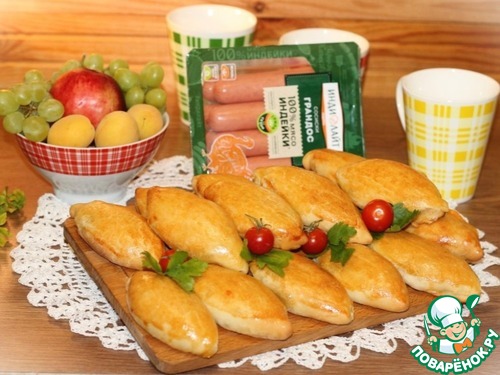 Пирожки с баклажаном, сыром и сосиской Пирожки с баклажаном, сыром и сосиской