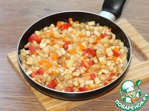 Пирожки с баклажаном, сыром и сосиской Пирожки с баклажаном, сыром и сосиской