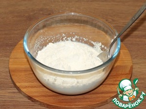 Закусочные слойки с колбасной начинкой Закусочные слойки с колбасной начинкой