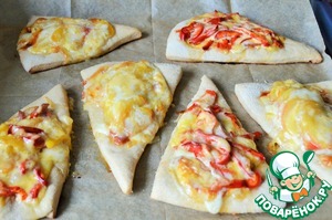 Мини пиццы с сервелатом и овощами Мини пиццы с сервелатом и овощами