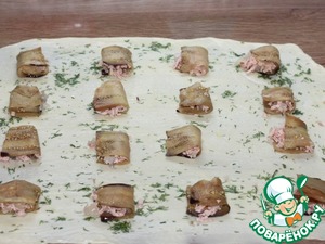 Закусочные слойки с колбасной начинкой Закусочные слойки с колбасной начинкой