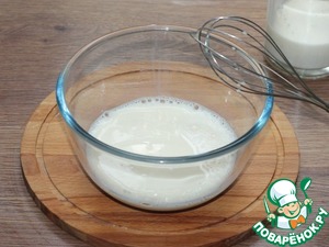 Блины с колбасой, сыром и кабачком