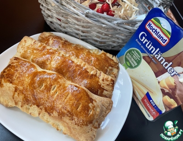 Слойки с брокколи и креветками