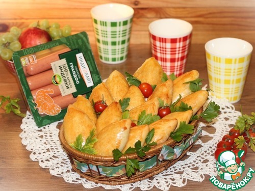 Пирожки с баклажаном, сыром и сосиской Пирожки с баклажаном, сыром и сосиской