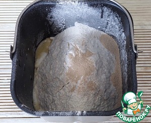 Пирожки с ветчиной, омлетом и сыром Пирожки с ветчиной, омлетом и сыром