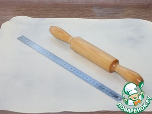 Закусочные слойки с колбасной начинкой Закусочные слойки с колбасной начинкой