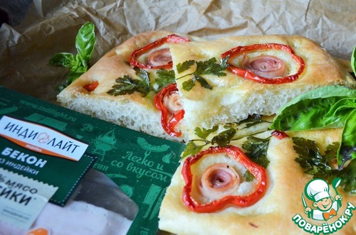 Фокачча с перцем и беконом из индейки Фокачча с перцем и беконом из индейки