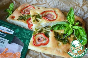 Фокачча с перцем и беконом из индейки Фокачча с перцем и беконом из индейки